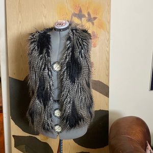 Fur waistcoat! Can be worn with a regular jacket or seperately.